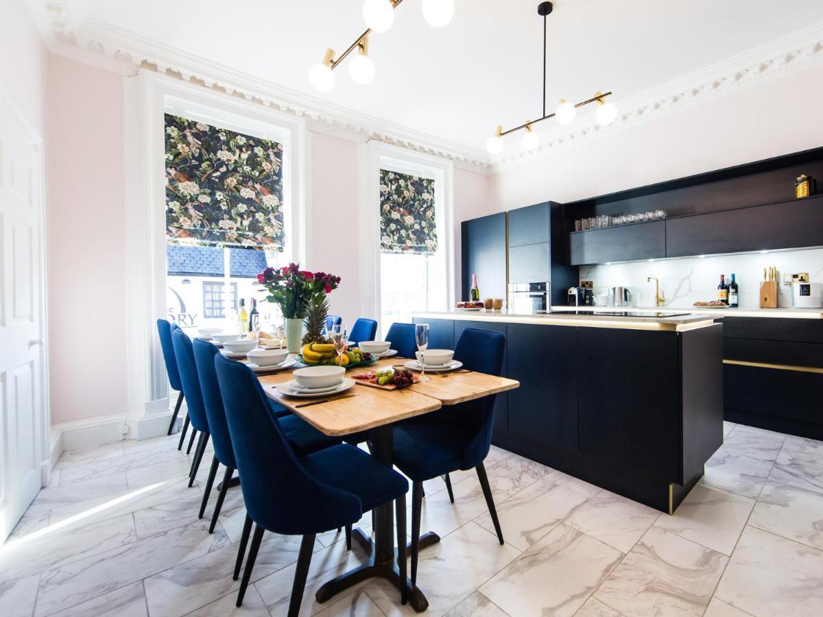 Maison Parfaite Yo1 - Exquisite 400 Year Old, City Centre Townhouse Γιορκ Εξωτερικό φωτογραφία